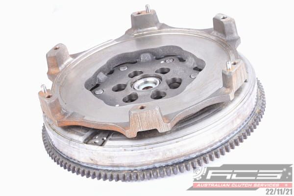 DMF BMW M# F8# 3.0L - TecDoc 1