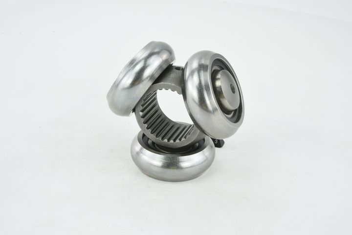 trikojo įvorė, kardaninis velenas