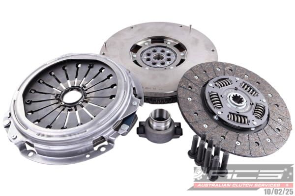 KIT STD IVECO DAILY 3.0L inc DMF - TecDoc Only