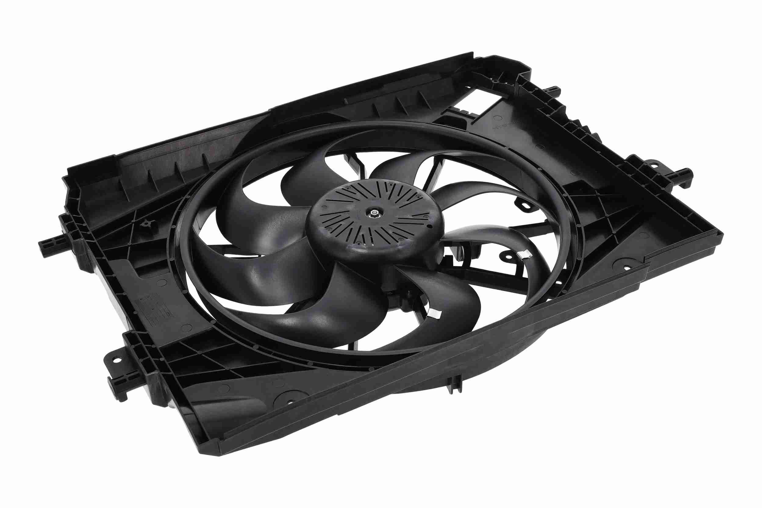 L&uuml;fter, Motork&uuml;hlung