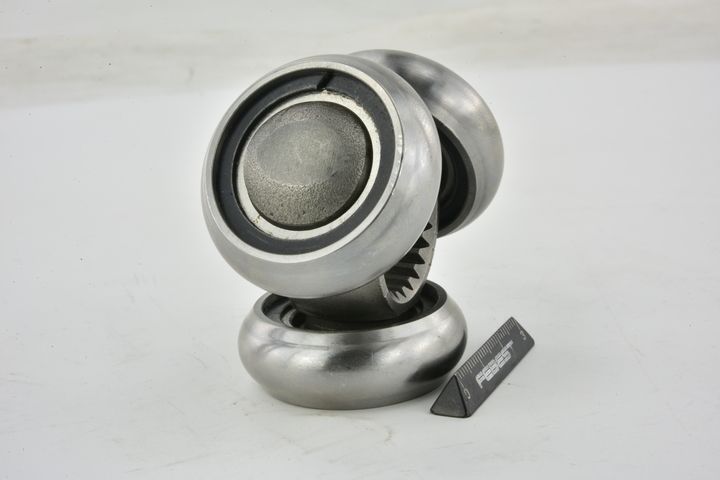 trikojo įvorė, kardaninis velenas