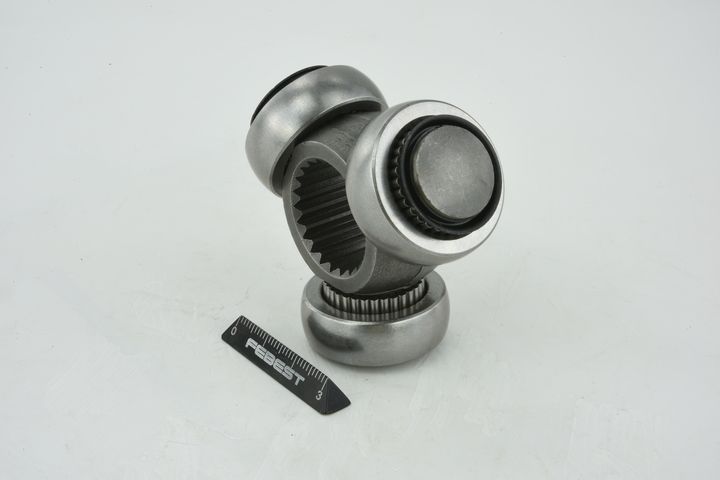 trikojo įvorė, kardaninis velenas