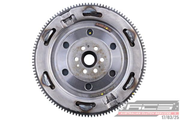 DMF VW AMAROK 2.0L DIESEL - TecDoc 2