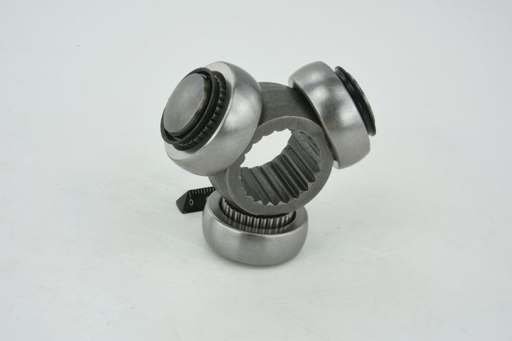 trikojo įvorė, kardaninis velenas