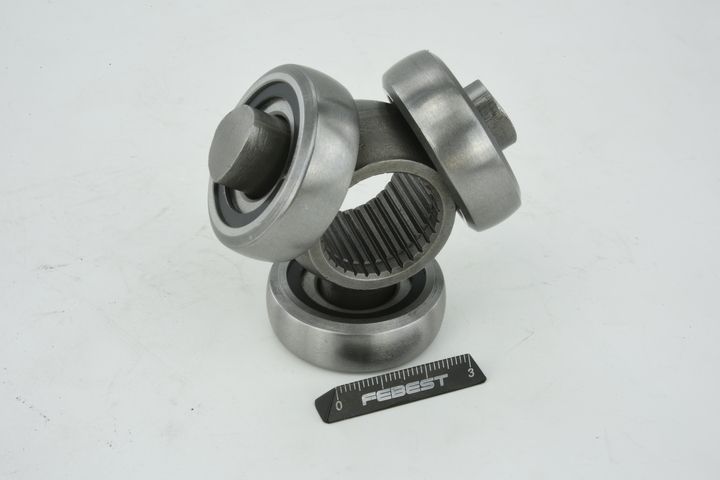 trikojo įvorė, kardaninis velenas