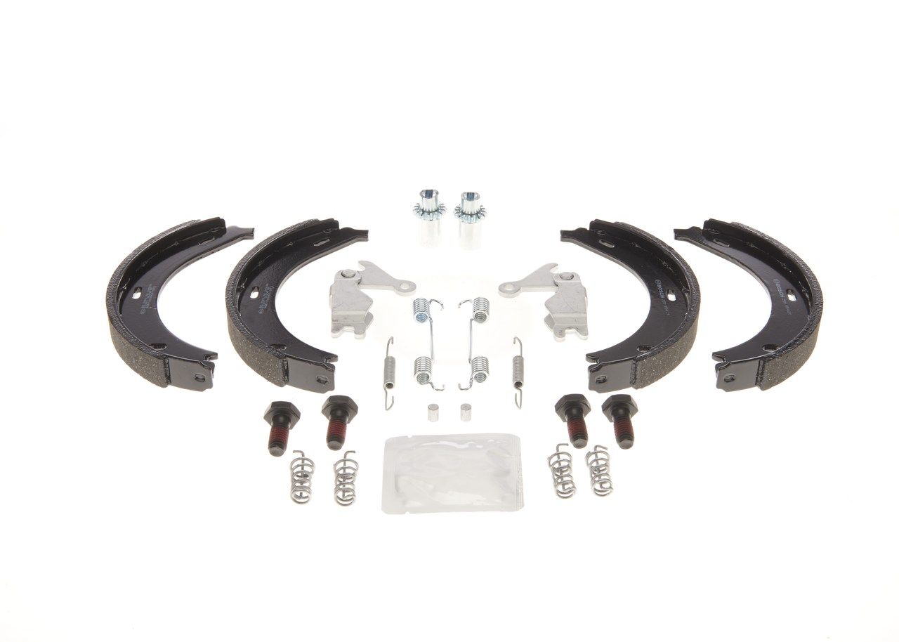 BOSCH 0 204 113 819 Brake Shoe Set, parking brake