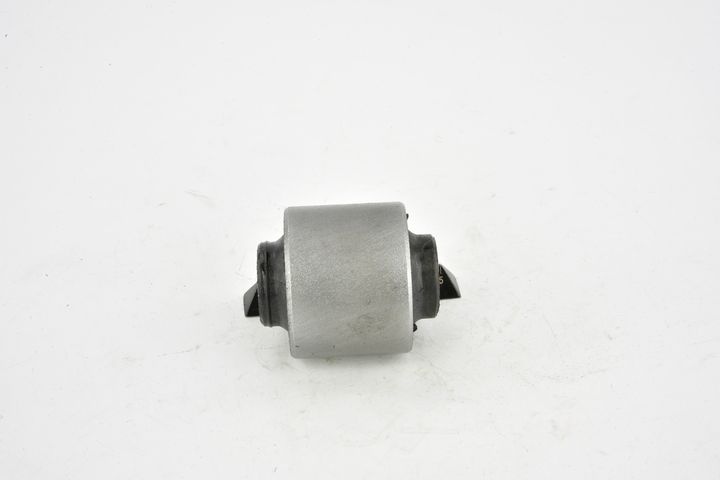 valdymo svirties/išilginių svirčių įvorė