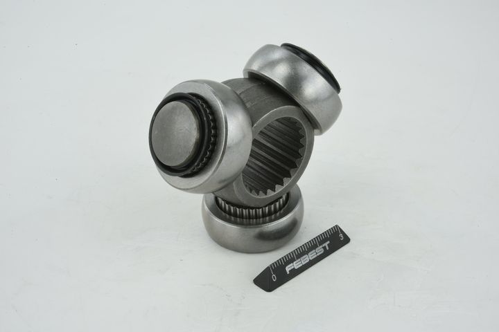 trikojo įvorė, kardaninis velenas