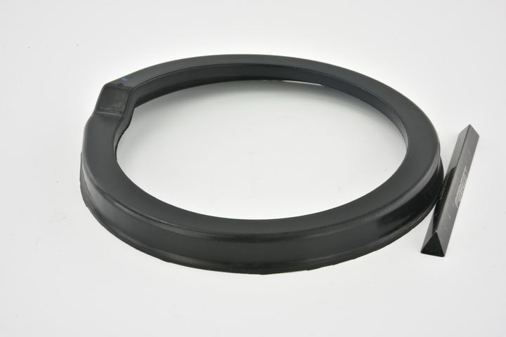 spyruoklės dangtelis