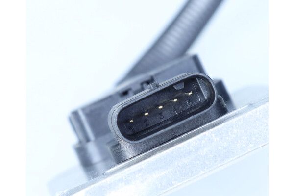 NOx-Sensor, Harnstoffeinspritzung NOx-Sensor, Harnstoffeinspritzung