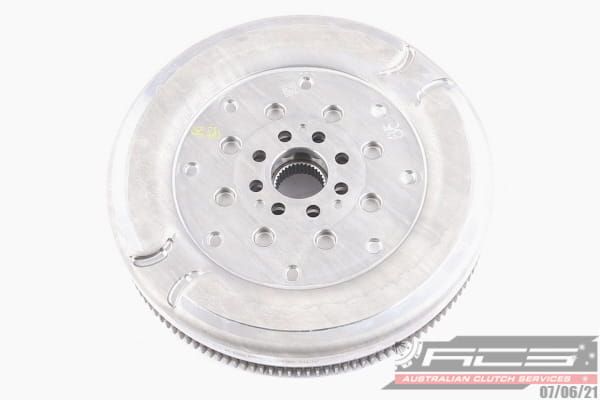 DMF Q3, TIGUAN 2.0L PET WET DCT inc FWB - TecDoc 2