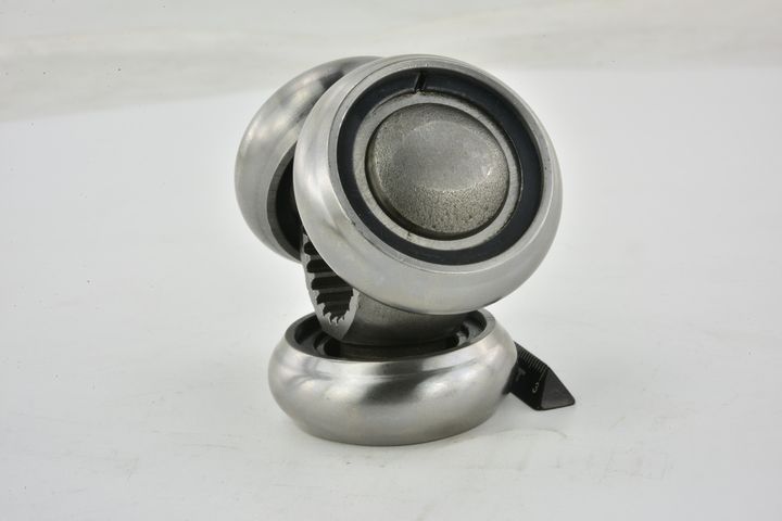 trikojo įvorė, kardaninis velenas