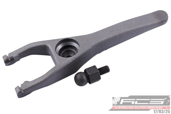 C/FORK KIT NISSAN - TecDoc 1