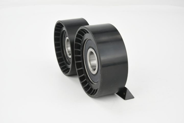 įtempiklio skriemulys, V formos rumbuotas diržas