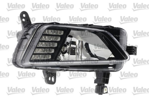 AUXILIARY LAMPS_047426_01.JPG