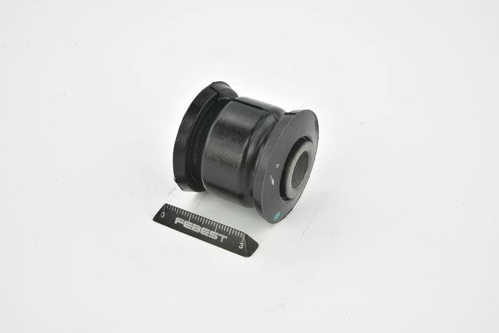 valdymo svirties/išilginių svirčių įvorė