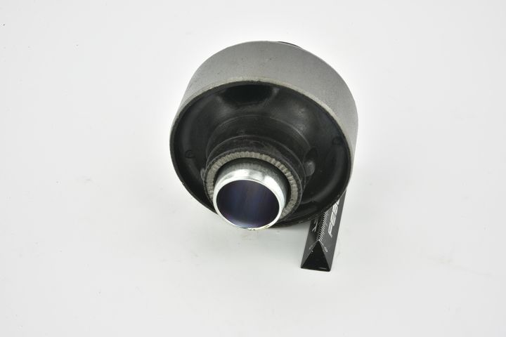 valdymo svirties/išilginių svirčių įvorė