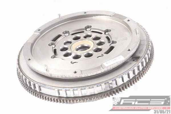 DMF VOLVO S40 V40 2.0 - TecDoc 1