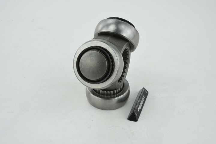 trikojo įvorė, kardaninis velenas