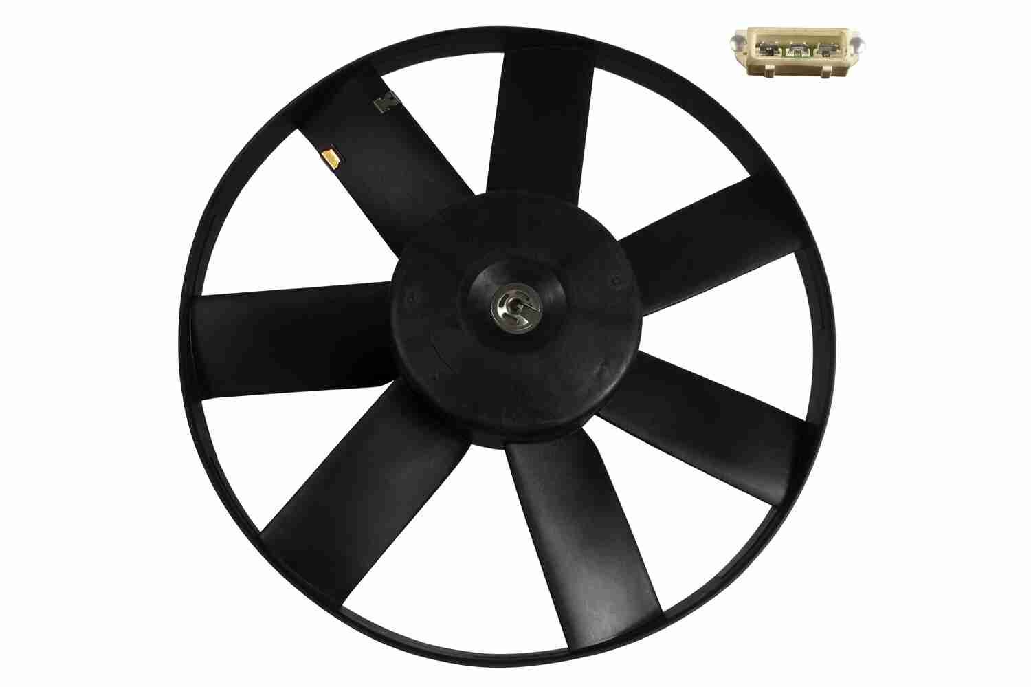 L&uuml;fter, Motork&uuml;hlung