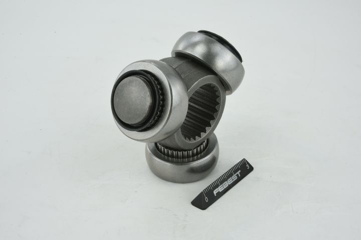 trikojo įvorė, kardaninis velenas