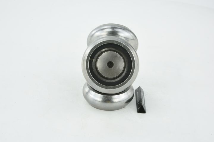 trikojo įvorė, kardaninis velenas