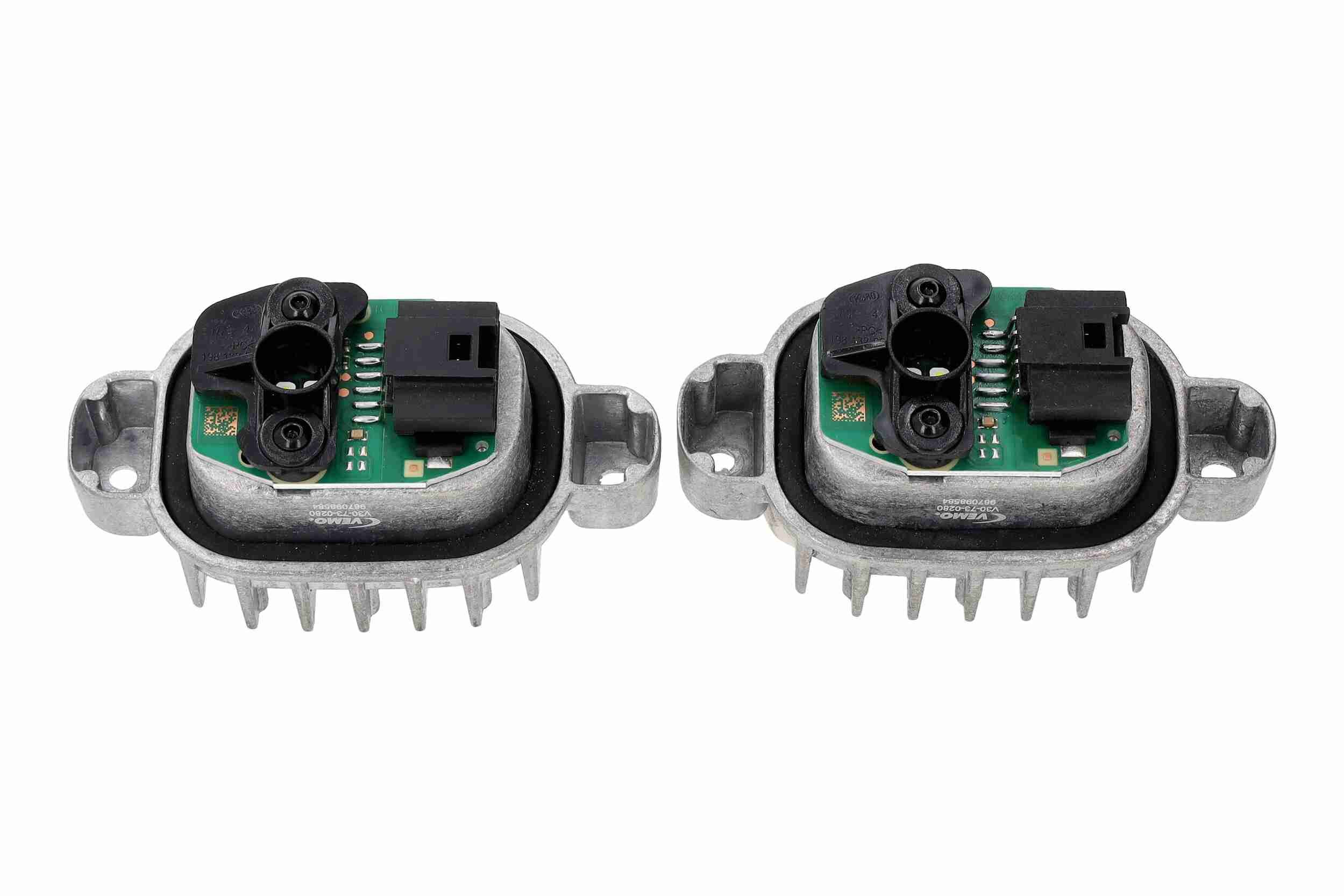 Steuergerät, Beleuchtung