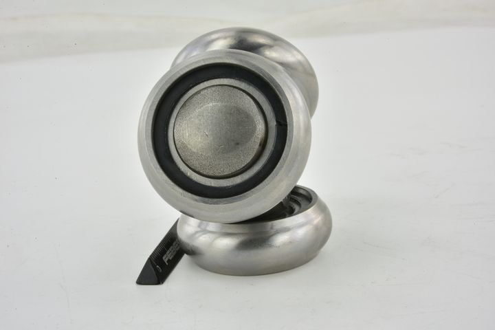 trikojo įvorė, kardaninis velenas