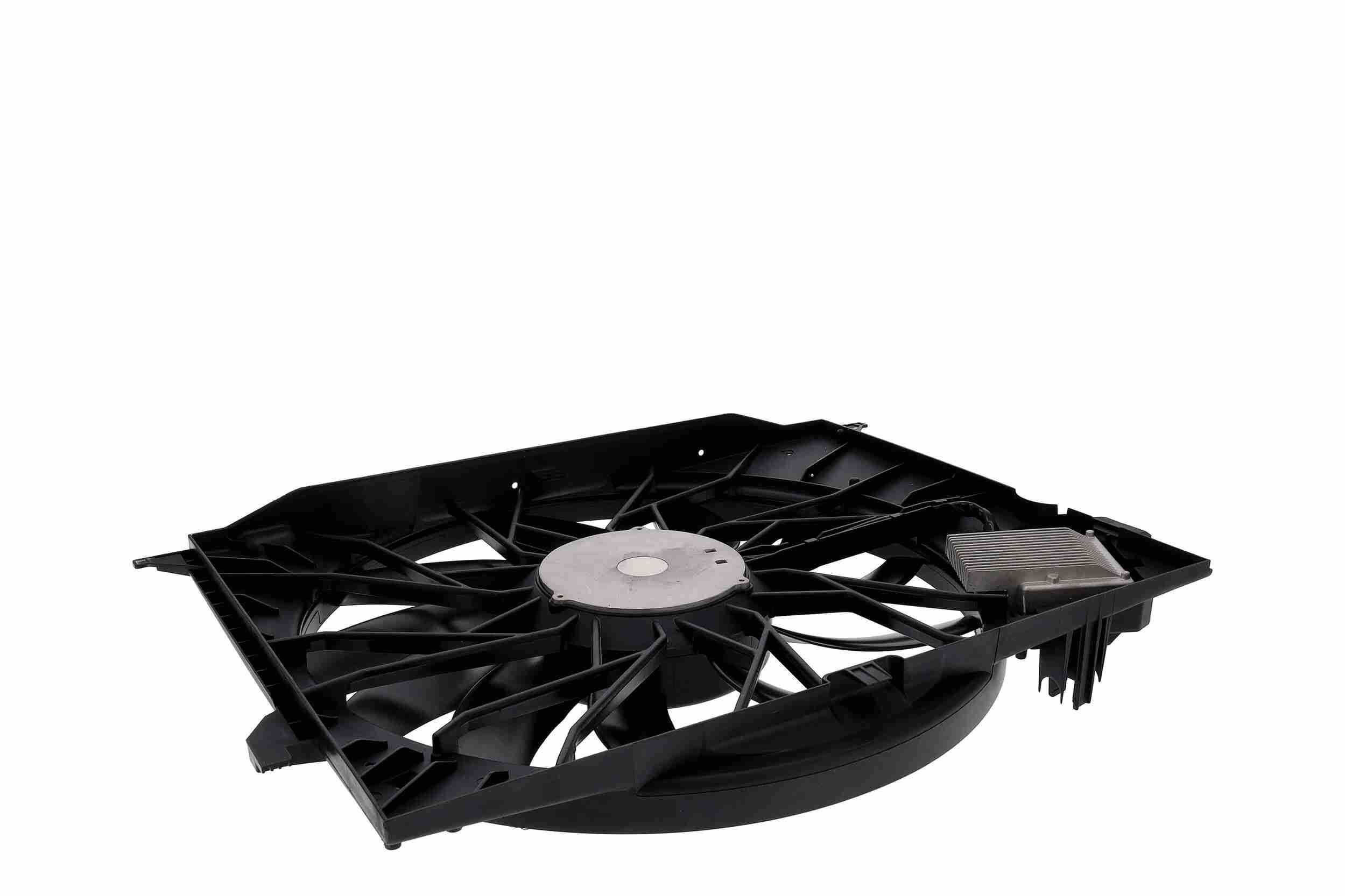 L&uuml;fter, Motork&uuml;hlung