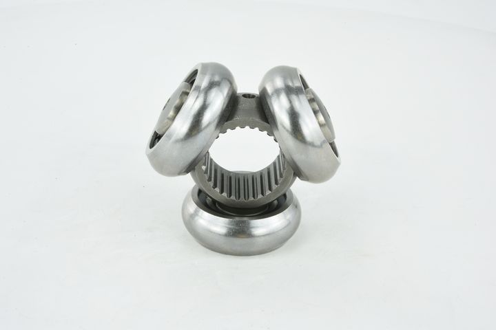 trikojo įvorė, kardaninis velenas