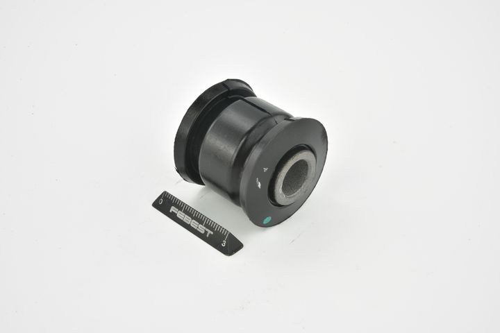 valdymo svirties/išilginių svirčių įvorė