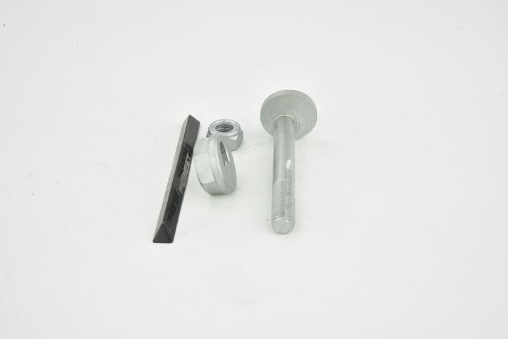 išvirtimo reguliavimo varžtas