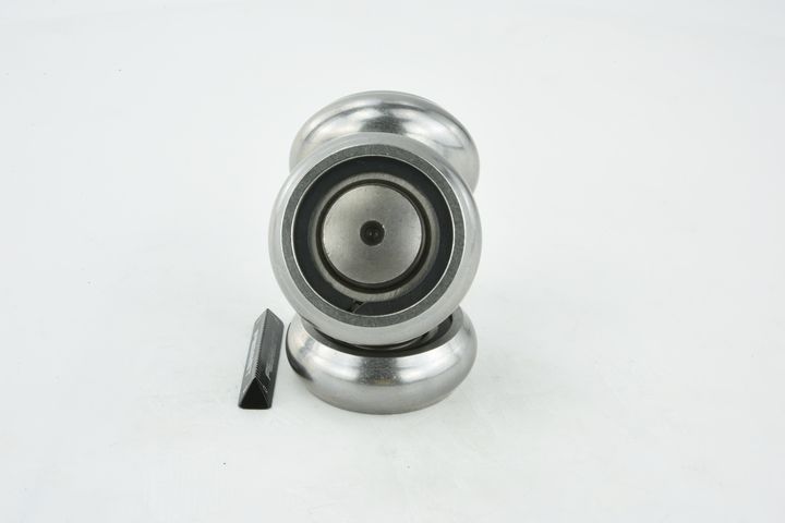 trikojo įvorė, kardaninis velenas