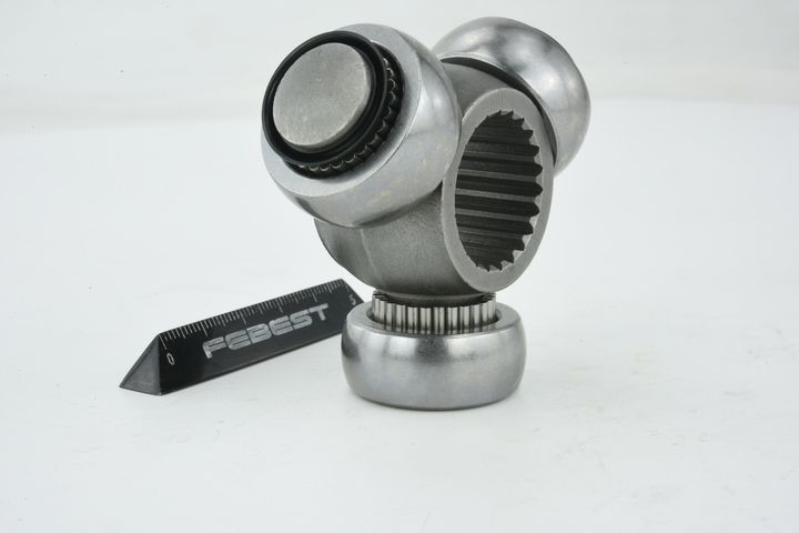 trikojo įvorė, kardaninis velenas