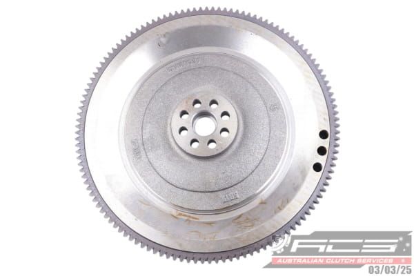 F/W MITSUBISHI CANTER 4P10 124T - TecDoc 2