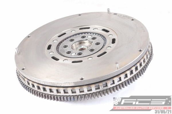 DMF VW PASSAT 2.8L inc FWB - TecDoc 1