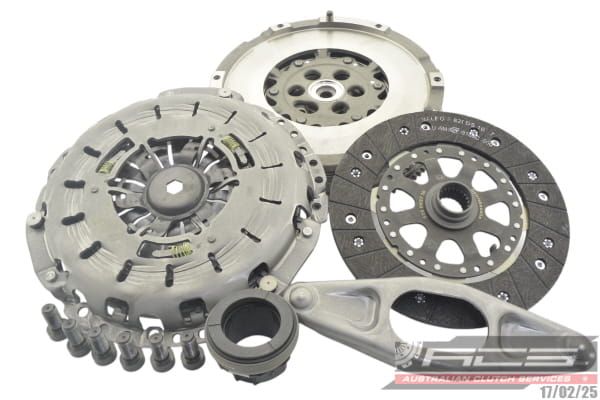 KIT STD BMW 125i 3.0L inc DMF - TecDoc Only