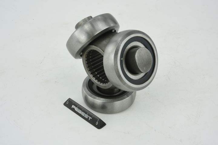 trikojo įvorė, kardaninis velenas