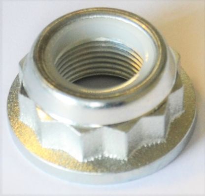 Achsmutter, Antriebswelle