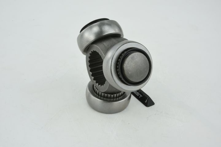 trikojo įvorė, kardaninis velenas