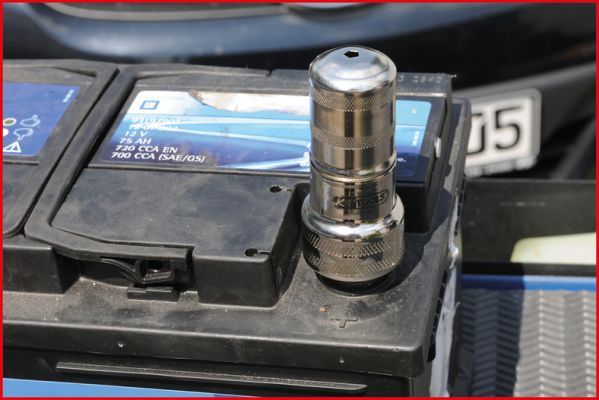 Drahtb&uuml;rste, Batteriepol-/Klemmenreinigung