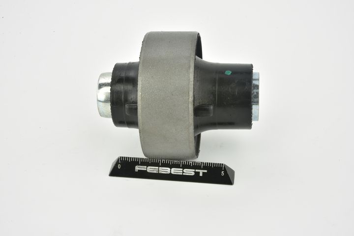 valdymo svirties/išilginių svirčių įvorė