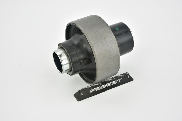 valdymo svirties/išilginių svirčių įvorė