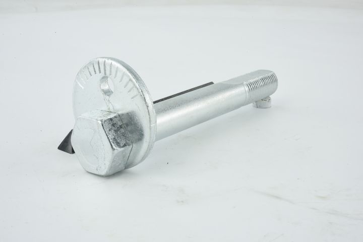 išvirtimo reguliavimo varžtas