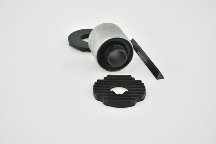 valdymo svirties/išilginių svirčių įvorė