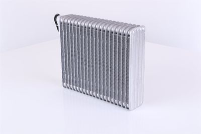 VERDAMPFER KLIMAANLAGE NISSENS 92302 9