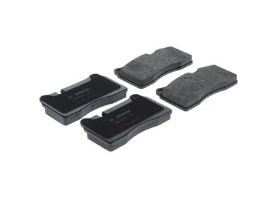 Remblokken set Voor , past: CHEVROLET CORVETTE  LAND ROVER RANGE ROVER III, RANGE ROVER SPORT I 2.7D-6.2 02.05-12.19