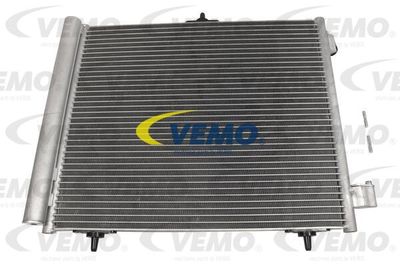 Конденсатор, кондиционер VEMO V22-62-0002 для OPEL CROSSLAND