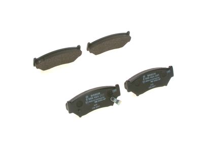 Remblokken set Voor , past: SUZUKI GRAND VITARA I, JIMNY, VITARA 1.5D-2.0D 07.88-