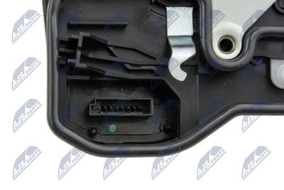 Dörrstängning NTY EZC-BM-096 för BMW